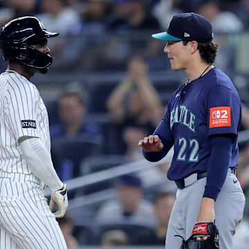 Mariners pitcher Bryan Woo lost hit no-hit bid in the eighth inning after Yankees' Jazz Chisholm Jr. hit a single.