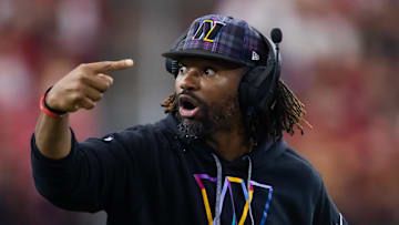 Washington Commanders defensive line coach Darryl Tapp