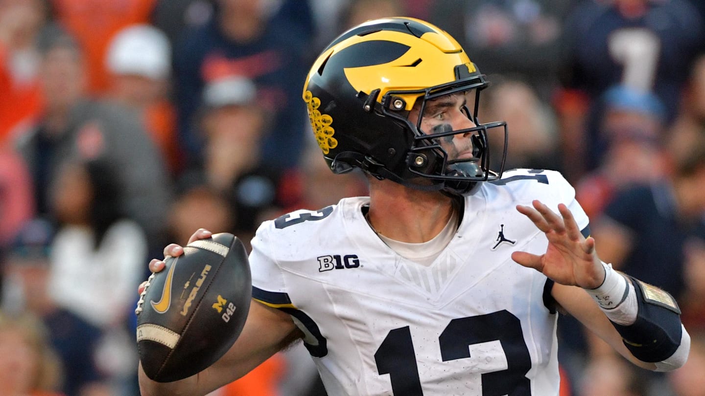 Michigan quarterback makes shocking announcement