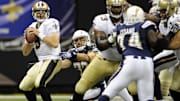 New Orleans Saints quarterback Drew Brees (9) prepares to throw against the San Diego Chargers 