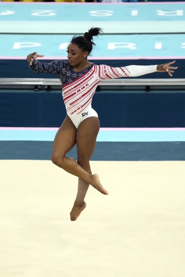 Simone Biles floor exercise, USA gymnastics, Paris Olympics