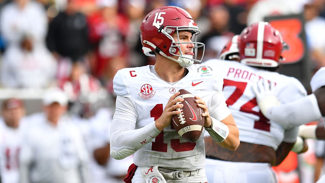 Alabama quarterback Ty Simpson