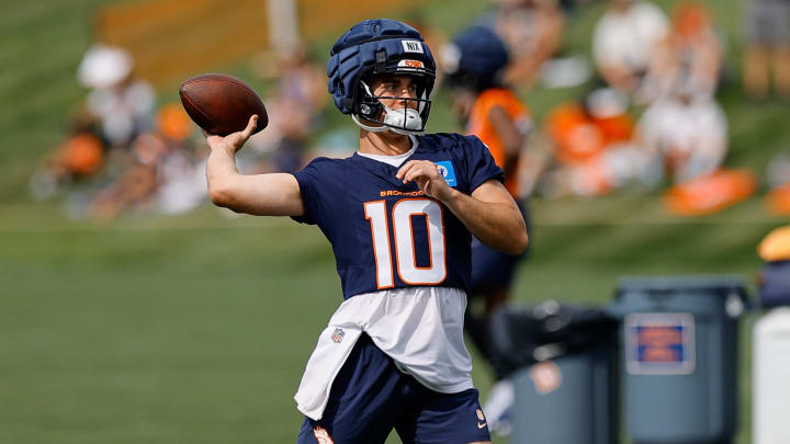 Jul 26, 2024; Englewood, CO, USA; Denver Broncos quarterback Bo Nix (10) during training camp at Broncos Park Powered by CommonSpirit. 