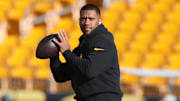 Pittsburgh Steelers quarterback Russell Wilson on Dec 8, 2024.