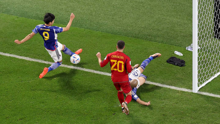 Le Japon a battu l'Espagne (2-1) dans la polémique