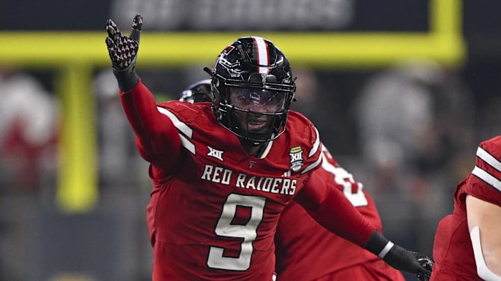 Texas Tech Red Raiders linebacker Romello Height (9)
