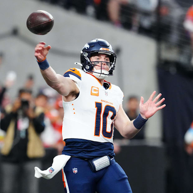 Denver Broncos quarterback Bo Nix