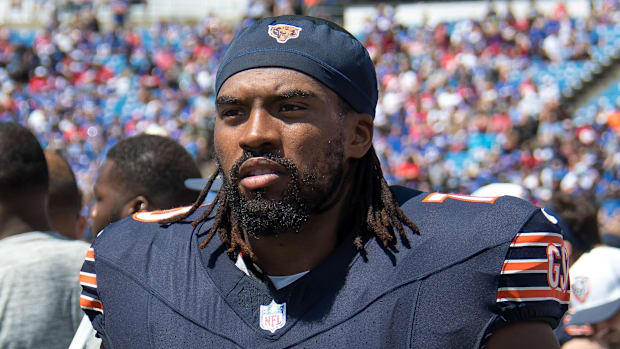 Chicago Bears offensive tackle Braxton Jones (70) on the sidelines