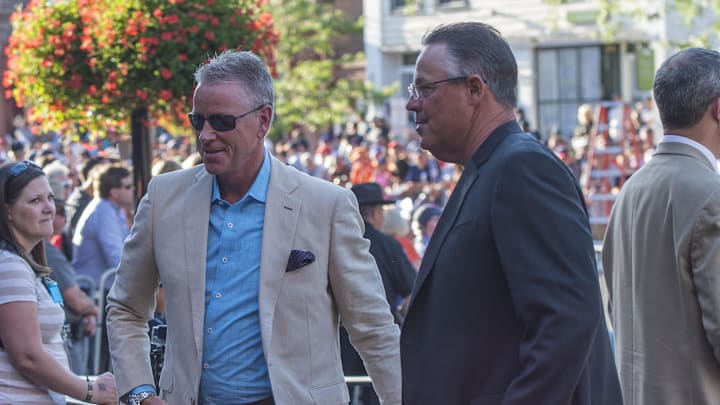 Jul 29, 2017; Cooperstown, NY, USA; Hall of Fame member Greg Maddux (left) and Hall of Fame member Tom Glavine arrive at National Baseball Hall of Fame. Mandatory Credit: Gregory J. Fisher-Imagn Images