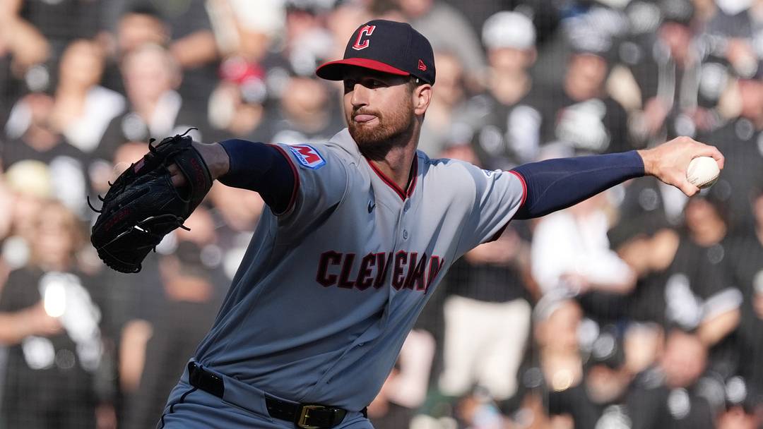 Oct 7, 2026; Chicago, Illinois, USA; Cleveland Guardians pitcher Foster Griffin (22) throws a pitch during the first inning against the Chicago White Sox in game three of the ALDS for the 2026 MLB Playoffs at Rate Field. Mandatory Credit: David Banks-Imagn Images Oct 7, 2026; Chicago, Illinois, USA; Cleveland Guardians pitcher Foster Griffin (22) throws a pitch during the first inning against the Chicago White Sox in game three of the ALDS for the 2026 MLB Playoffs at Rate Field. Mandatory Credit: David Banks-Imagn Images