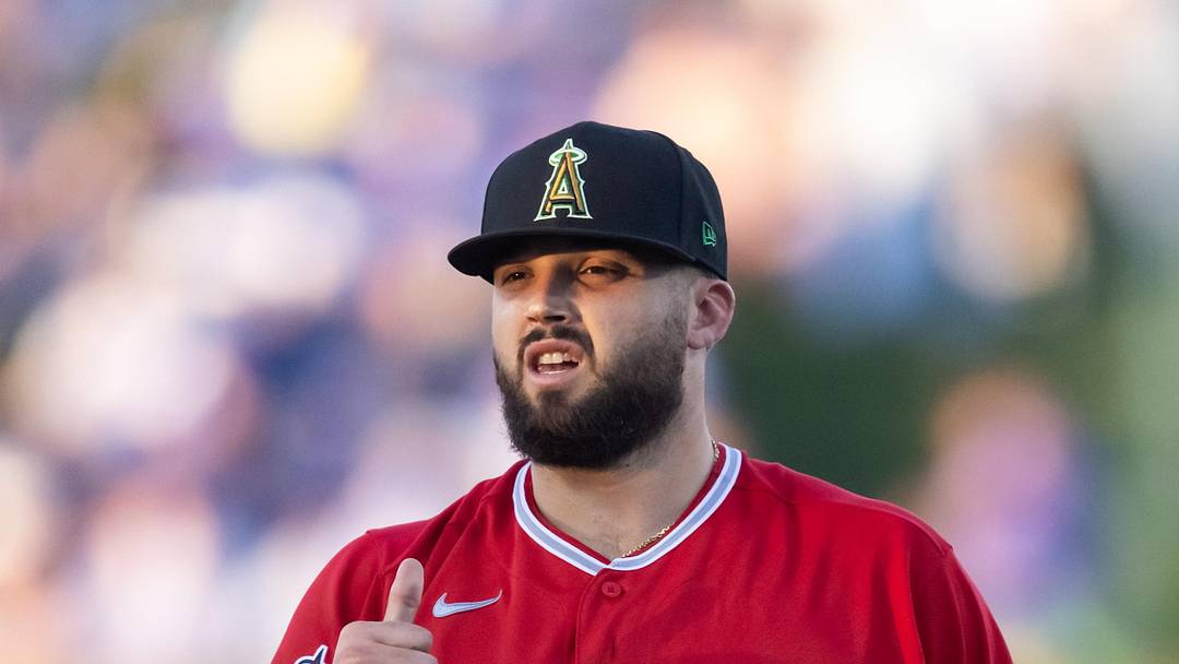 Los Angeles Angels pitcher Alek Manoah Los Angeles Angels pitcher Alek Manoah