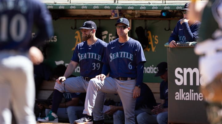 Seattle Mariners manager Dan Wilson (6) watches his team take on the Oakland Athletics during the eighth inning at Oakland-Alameda County Coliseum on Sept 5.