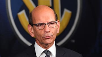 Oct 18, 2017; Nashville, TN, USA; Television and radio personality Paul Finebaum does a live report from SEC Media Day at the Omni Hotel. Mandatory Credit: Christopher Hanewinckel-Imagn Images