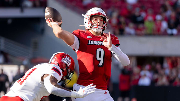 Louisville Cardinals quarterback Tyler Shough (9) throws the ball during their game against the Jacksonville State Gamecocks on Saturday, Sept. 7, 2024 at L&N Federal Credit Union Stadium in Louisville, Ky.