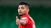 Jesús Manuel Corona tiene mucho potencial para romperla en el Sevilla