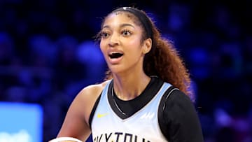 Chicago Sky v Dallas Wings