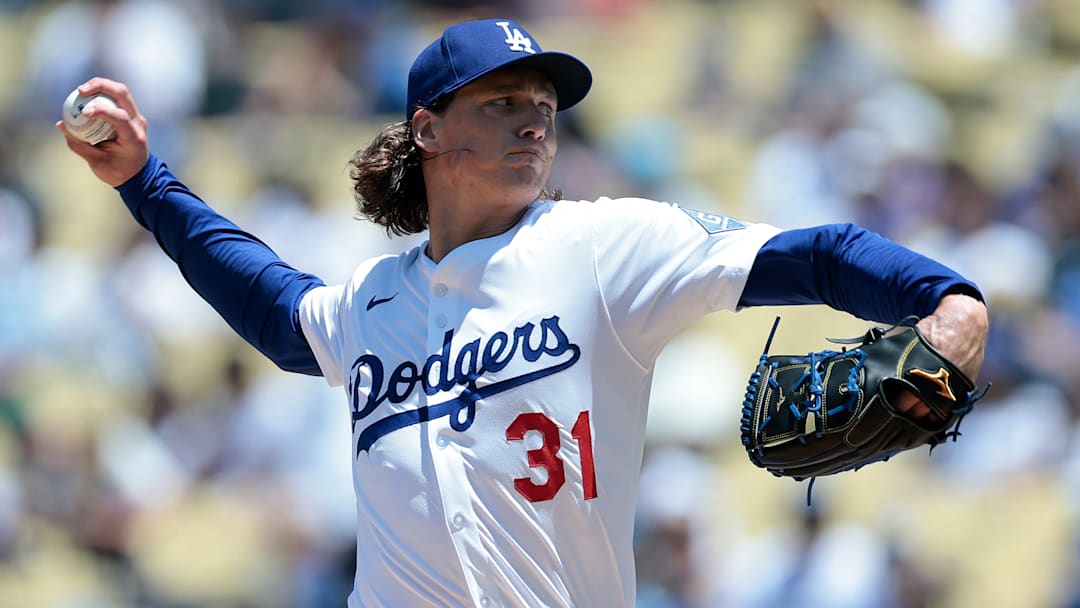 Minnesota Twins v Los Angeles Dodgers