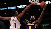 LeBron enfrentó por primera vez al novato Mobley