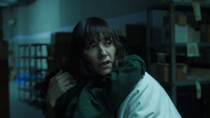 Rashida Jones as Suzie Sakamoto in Sunny on Apple TV+