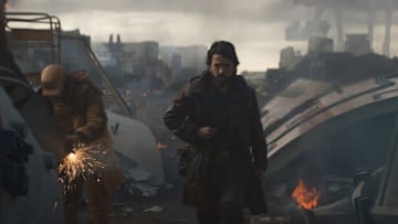 Cassian Andor (Diego Luna) in Lucasfilm's ANDOR, exclusively on Disney+. ©2022 Lucasfilm Ltd. & TM. All Rights Reserved.