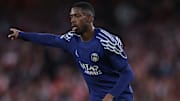 Ousmane Dembélé est sorti sur blessure avec Paris.