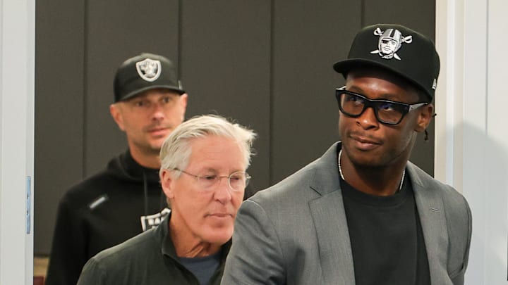 Las Vegas Raiders Introduce Geno Smith
