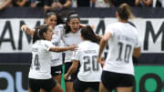 Corinthians lidera o Brasileirão Feminino