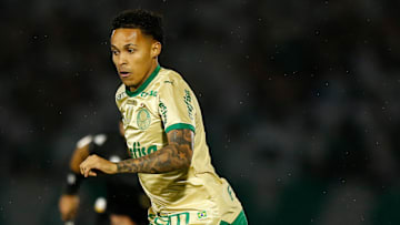 Jogador perdeu um pouco de espaço no segundo semestre