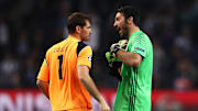 Buffon, Casillas, Cech e mais: os cinco goleiros com mais clean sheets no século XXI. 