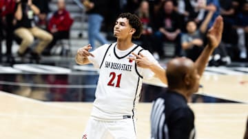 San Diego State Aztecs guard Miles Byrd (21).