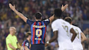 Lewandowski con el FC Barcelona, contra el Bayern Munich