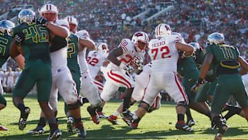 Wisconsin Badgers Montee Ball runs for a touchdown to put the Badgers up 21-14 during the first half of the Rose Bowl in Pasadena, Calif. on January 2, 2012.