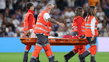Daniel Carvajal salió llorando por lesión en el Santiago Bernabéu