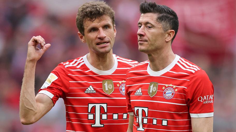 Robert Lewandowski, Thomas Muller  