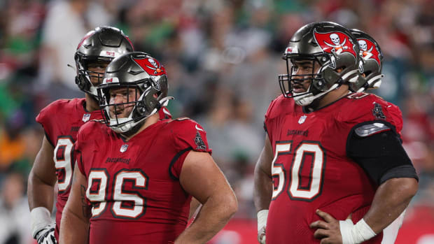 Tampa Bay Buccaneers defensive tackle Vita Vea (50) defensive tackle Greg Gaines (96) 