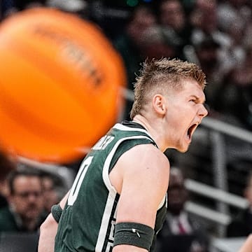 Michigan State forward Jaxon Kohler (0) celebrates a three point basket against Auburn during the first half of the Elite Eight round of NCAA tournament at State Farm Arena in Atlanta, Ga. on Sunday, March 30, 2025.