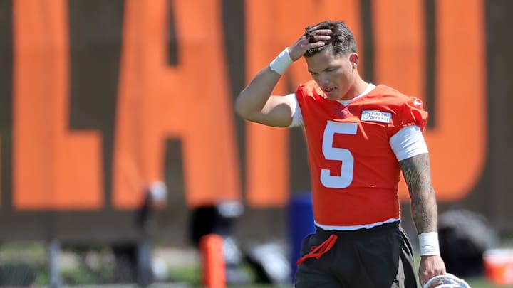 Cleveland Browns quarterback Dillon Gabriel (5) walks off the field after NFL rookie minicamp at the Cleveland Browns training facility on Friday, May 9, 2025, in Berea, Ohio.