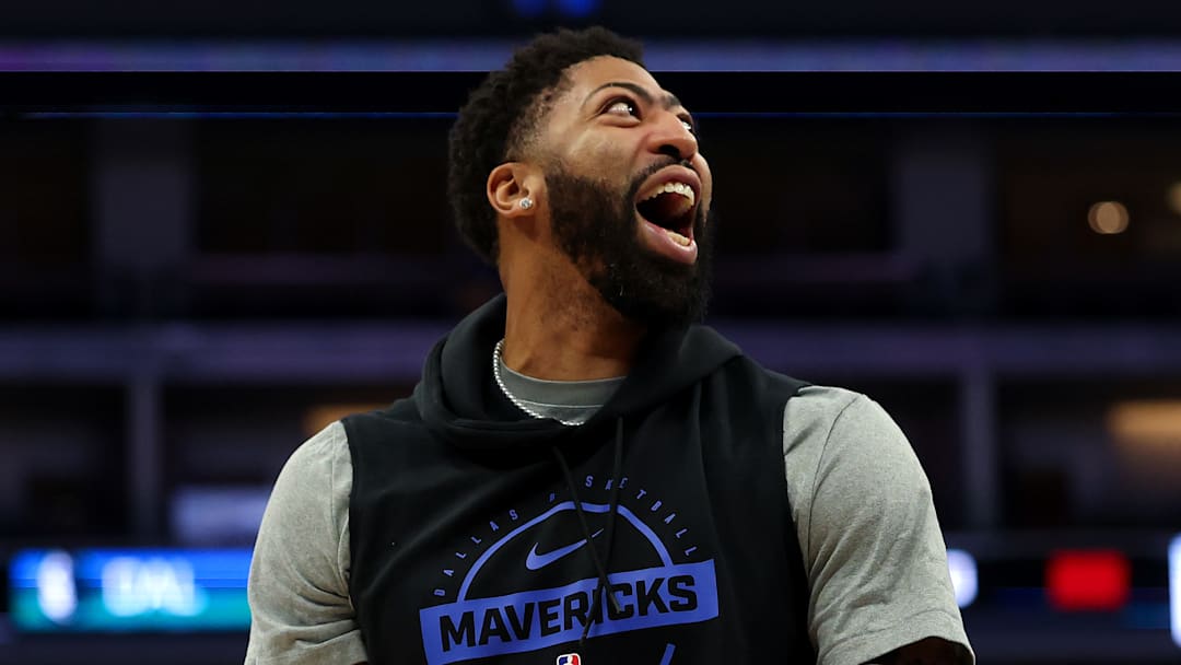 Dallas Mavericks v Sacramento Kings Dallas Mavericks v Sacramento Kings