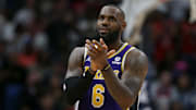 LeBron no pretende firmar una extensión de contrato con los Lakers