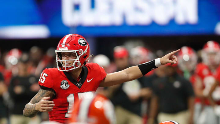 Georgia quarterback Carson Beck (15) gives direction during the second half of the NCAA Aflac Kickoff Game against Clemson in Atlanta, on Saturday, Aug. 31, 2024.