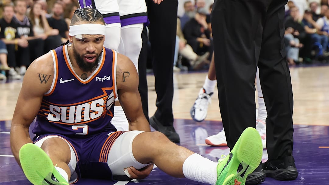 Sacramento Kings v Phoenix Suns