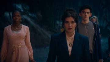 (L-R): Jennifer Kale (Sasheer Zamata), Agatha Harkness (Kathryn Hahn), Teen (Joe Locke), Mrs. Hart/Sharon Davis (Debra Jo Rupp), and Ali Ahn (Alice Wu-Gulliver) in Marvel Television's AGATHA ALL ALONG, exclusively on Disney+. Photo courtesy of Marvel Television. © 2024 MARVEL.