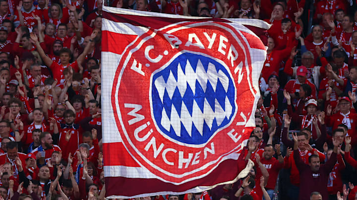 Oliver Kahn wants Bayern Munich to sign a technical midfielder.