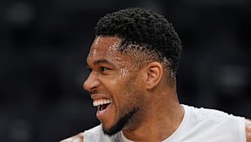 Sacramento Kings v Milwaukee Bucks