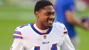 New England Patriots WR Stefon Diggs (14) during his time with the Buffalo Bills at State Farm Stadium.
