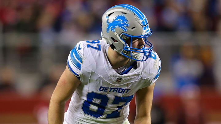 Detroit Lions star tight end Sam LaPorta made one of the catches of the season in Saturday night's divisional round playoff game.