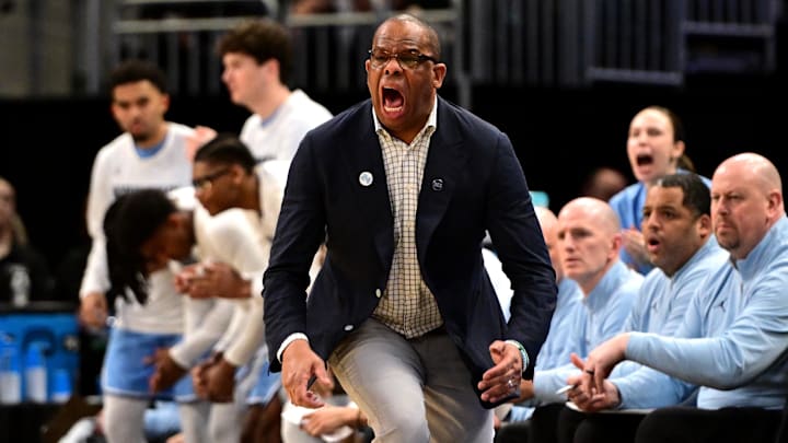 North Carolina Tar Heels head coach Hubert Davis