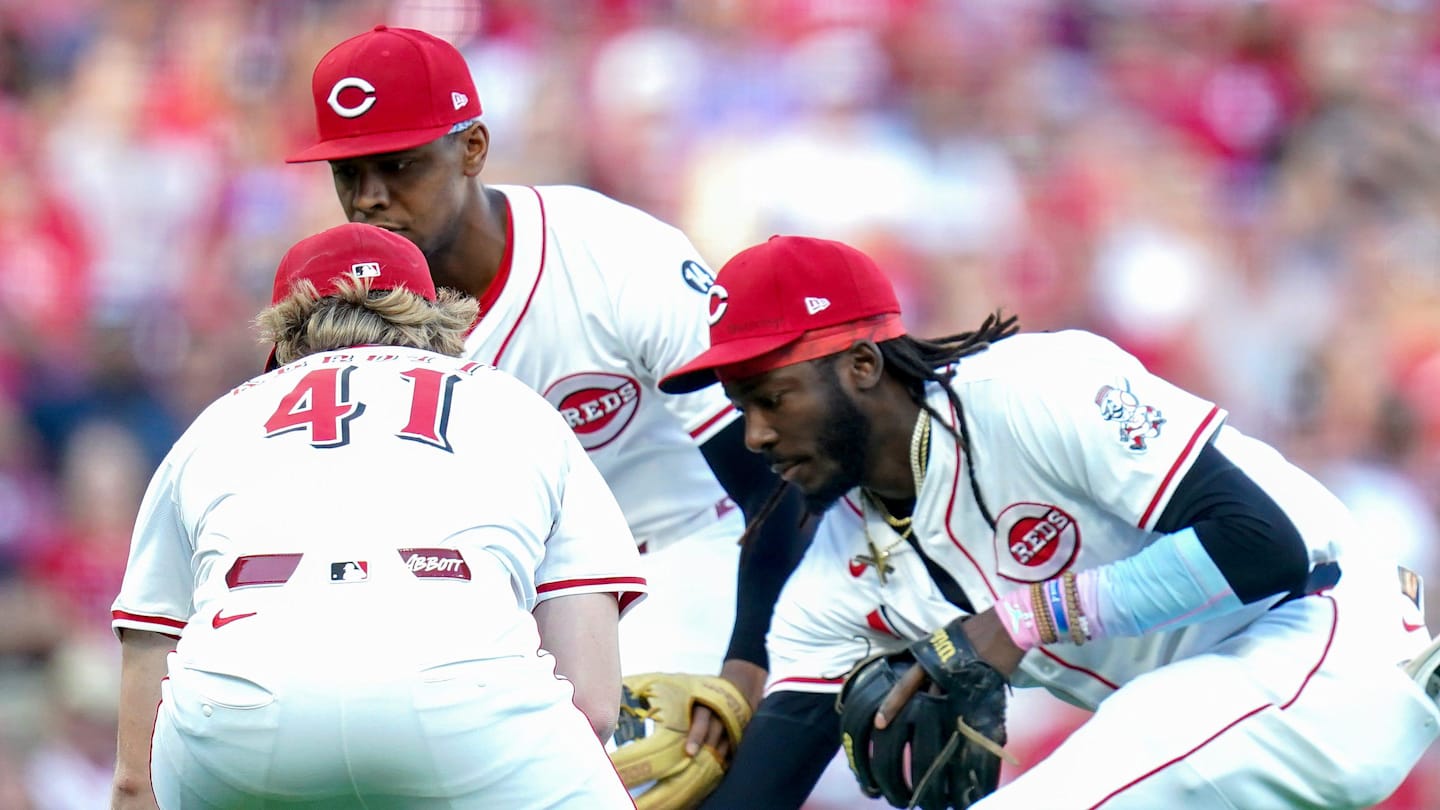 INSTANT REACTION: Reds Blow Early Lead Again, Fall  to Cardinals 4-2