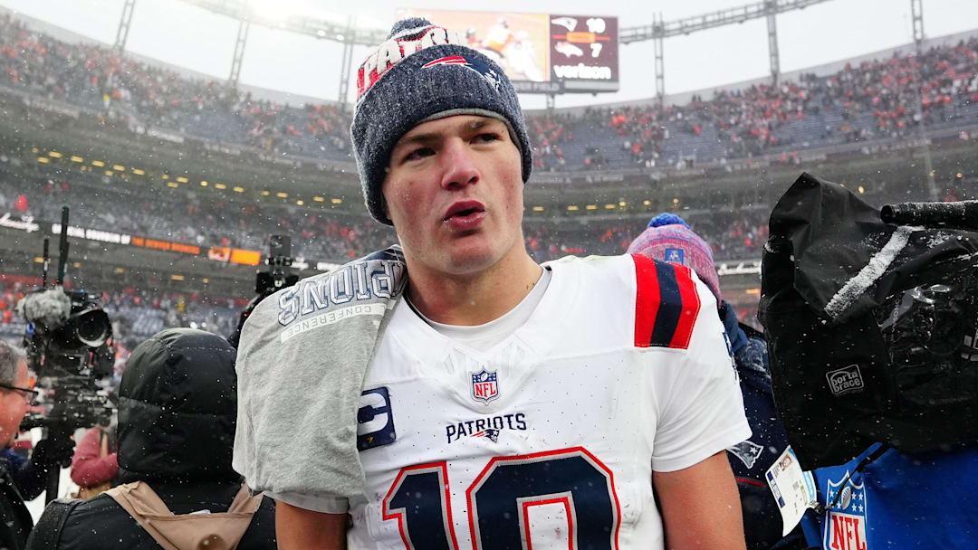 Jan 25, 2026; Denver, CO, USA; New England Patriots quarterback Drake Maye (10) reacts after defeating the Denver Broncos in the 2026 AFC Championship Game at Empower Field at Mile High. Mandatory Credit: Ron Chenoy-Imagn Images