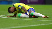 Neymar s'est blessé à la cheville, face à la Serbie.